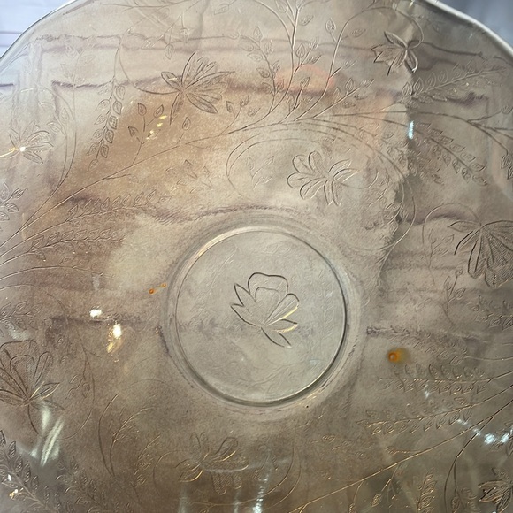 Large Marigold Iris Bowl - Picture 3 of 4